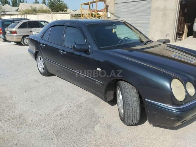 Mercedes E 230 1997, 459,600 km - 2.3 л - Sumqayıt