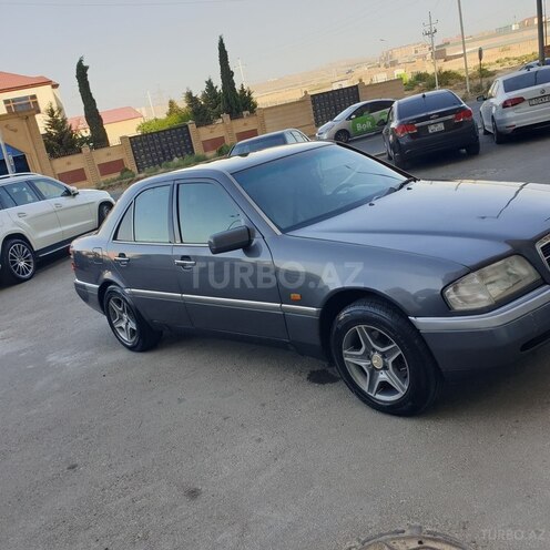 Mercedes C 200 1995, 352,271 km - 2.0 l - Bakı