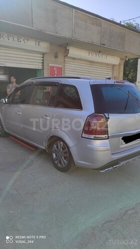 Opel Zafira 2005, 196,000 km - 2.2 l - Bakı