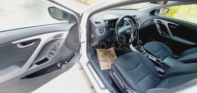 Hyundai Elantra 2014, 51,000 km - 1.8 l - Şabran