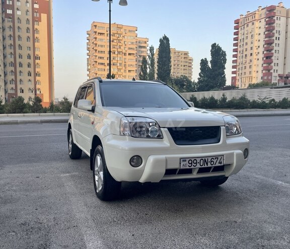 Nissan X-Trail 2011, 178,000 km - 2.5 l - Bakı