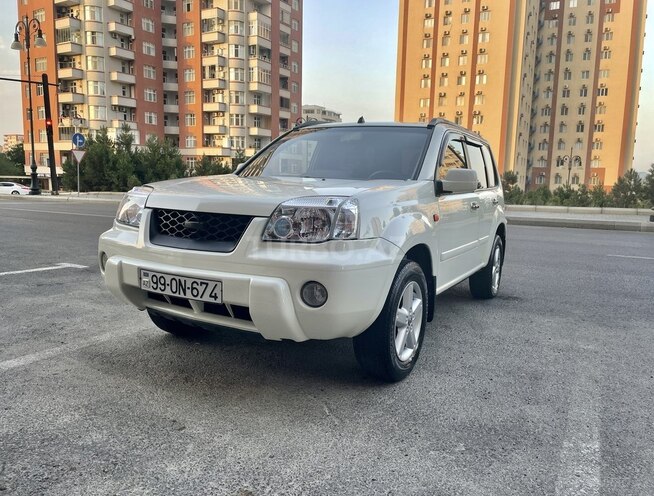 Nissan X-Trail 2011, 178,000 km - 2.5 l - Bakı