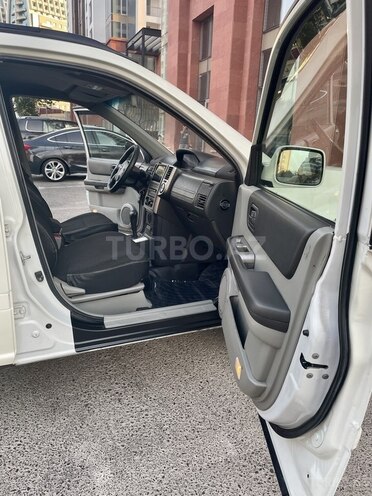 Nissan X-Trail 2011, 178,000 km - 2.5 l - Bakı