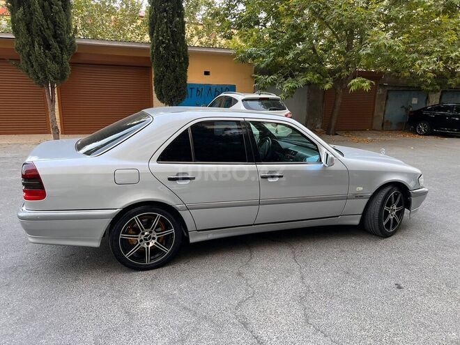 Mercedes C 240 1997, 283,000 km - 2.4 l - Bakı