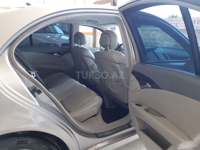 Mercedes E 220 2003, 398,000 km - 2.2 l - Bakı