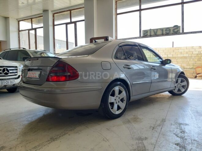 Mercedes E 220 2003, 398,000 km - 2.2 l - Bakı