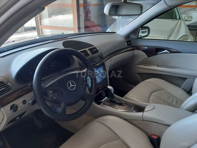 Mercedes E 220 2003, 398,000 km - 2.2 l - Bakı