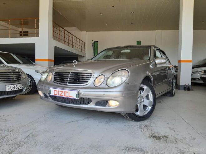 Mercedes E 220 2003, 398,000 km - 2.2 l - Bakı