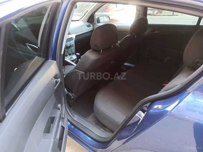 Opel Astra 2009, 206,000 km - 1.4 l - Sumqayıt