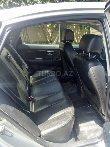 Hyundai Elantra 2009, 204,328 km - 2.0 л - Şamaxı