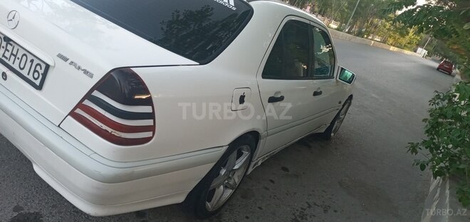 Mercedes C 180 1999, 365,636 km - 2.0 l - Bakı