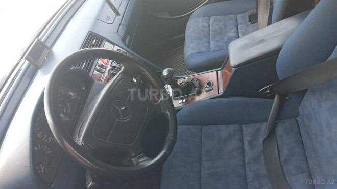 Mercedes C 180 1999, 365,636 km - 2.0 l - Bakı