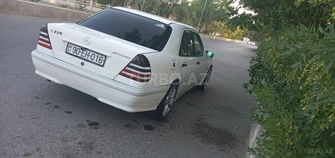 Mercedes C 180 1999, 365,636 km - 2.0 l - Bakı