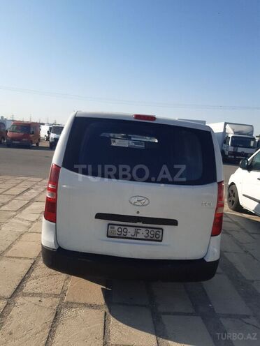 Hyundai H-1 2009, 258,000 km - 2.5 l - Bakı