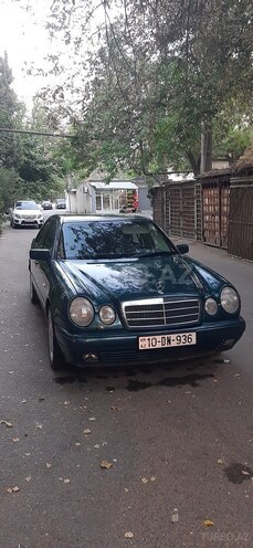 Mercedes E 200 1997, 236,000 km - 2.0 l - Bakı