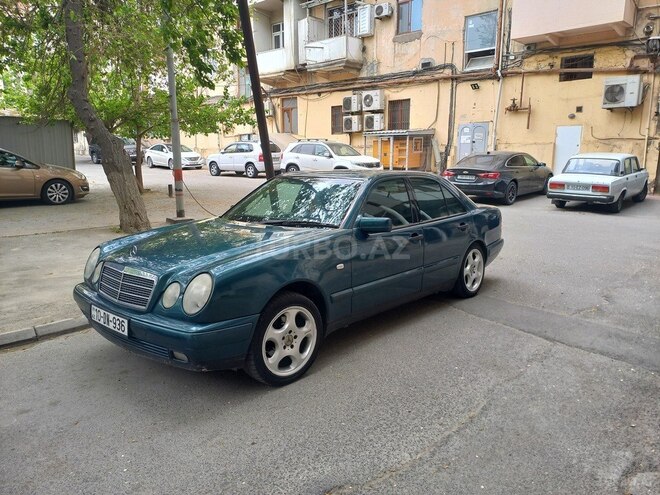 Mercedes E 200 1997, 236,000 km - 2.0 l - Bakı