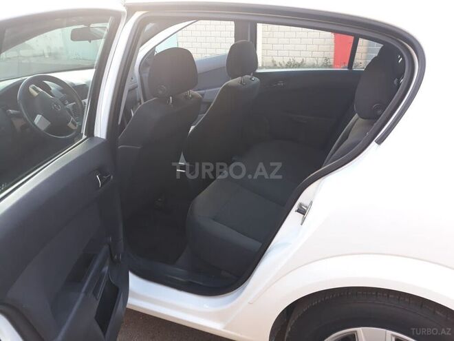Opel Astra 2007, 170,000 km - 1.4 l - Bakı