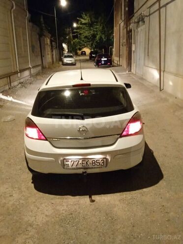 Opel Astra 2007, 170,000 km - 1.4 l - Bakı