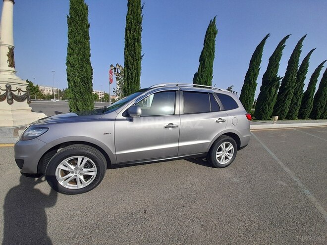Hyundai Santa Fe 2009, 230,000 km - 2.0 л - Gəncə