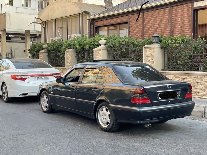 Mercedes C 180 1998, 224,000 km - 1.8 l - Bakı