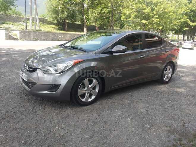Hyundai Elantra 2013, 86,000 km - 1.8 l - Şəki