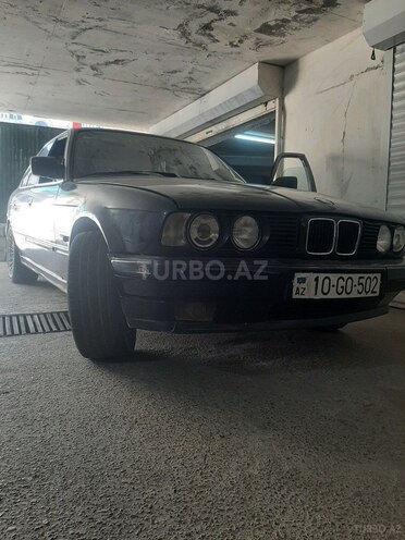 BMW 520 1990, 300,000 km - 2.0 l - Bakı