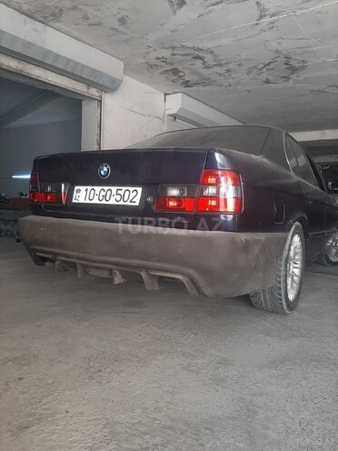 BMW 520 1990, 300,000 km - 2.0 l - Bakı