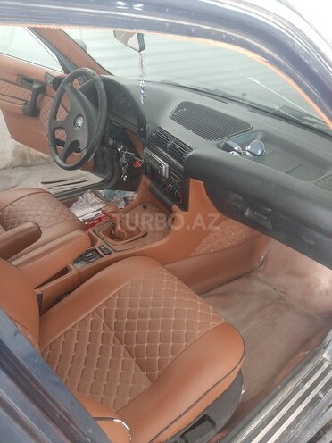 BMW 520 1990, 300,000 km - 2.0 l - Bakı
