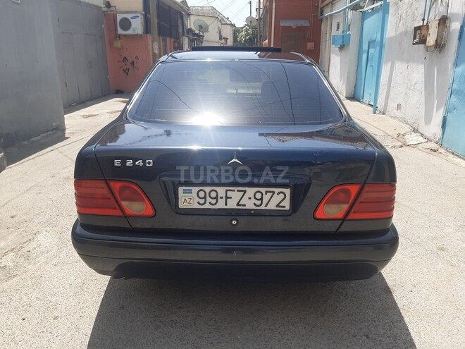 Mercedes E 240 1999, 255,000 km - 2.4 l - Bakı