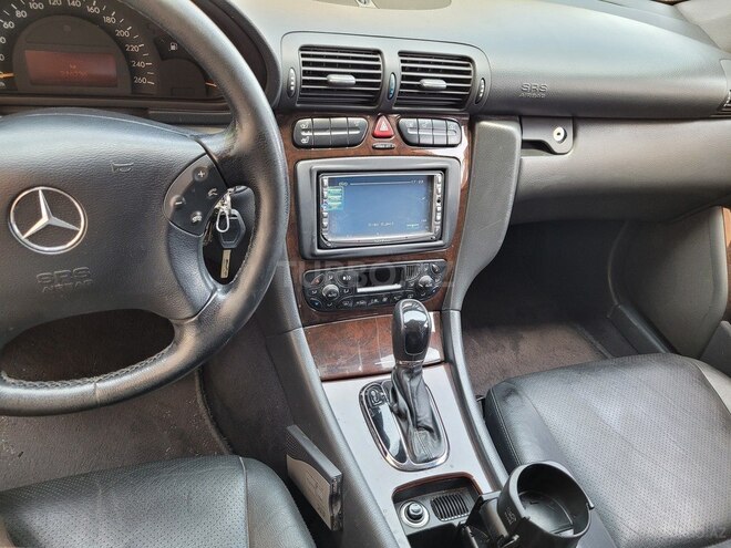 Mercedes C 200 2003, 216,000 km - 1.8 l - Bakı