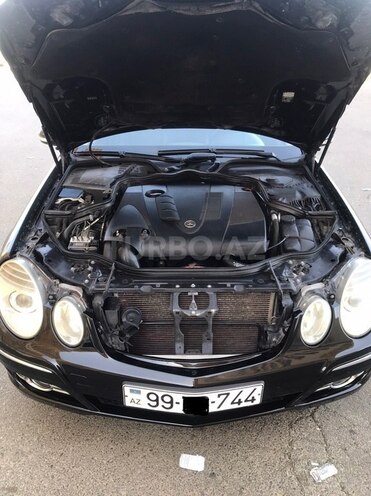 Mercedes E 220 2006, 257,000 km - 2.2 l - Füzuli