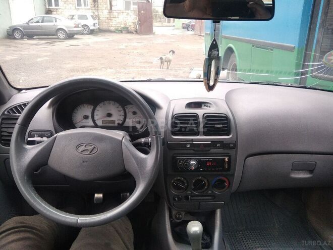 Hyundai Accent 2004, 283,000 km - 1.5 l - Bakı