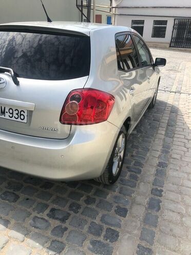 Toyota Auris 2009, 151,000 km - 1.4 l - Bakı