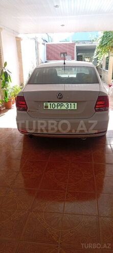 Volkswagen Polo 2015, 196,000 km - 1.6 l - Gəncə