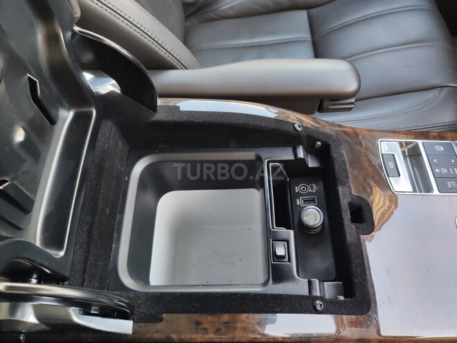 Land Rover Range Rover 2013, 95,000 km - 4.4 l - Bakı