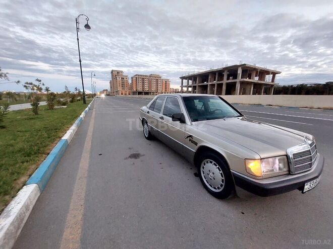 Mercedes 190 1991, 272,460 km - 2.0 l - Bakı