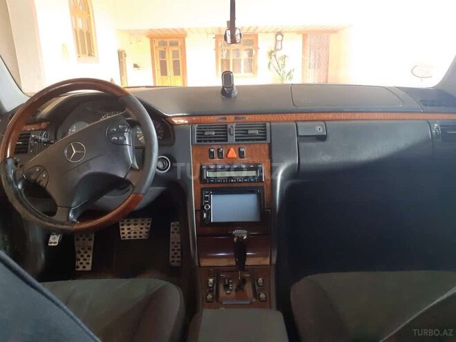 Mercedes E 280 2000, 222,222 km - 0.4 л - Tərtər