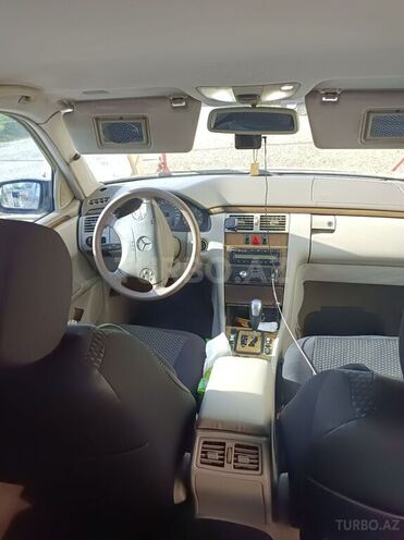Mercedes E 220 2001, 565,000 km - 2.2 l - Bakı