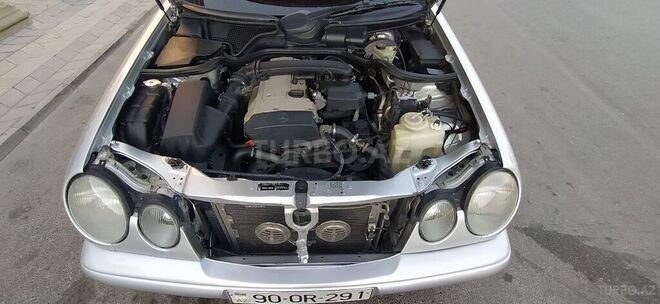 Mercedes E 230 1997, 375,000 km - 2.3 l - Sumqayıt