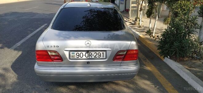 Mercedes E 230 1997, 375,000 km - 2.3 l - Sumqayıt