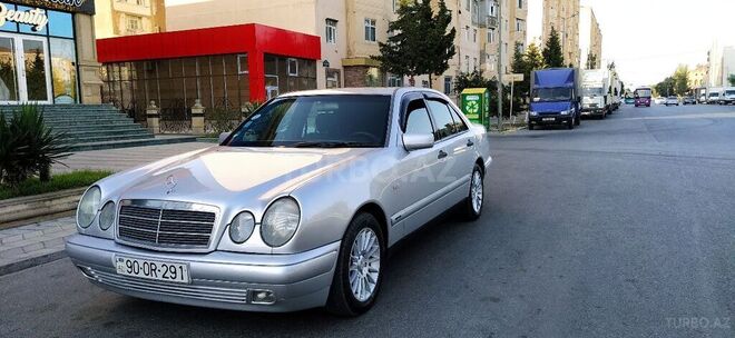 Mercedes E 230 1997, 375,000 km - 2.3 l - Sumqayıt