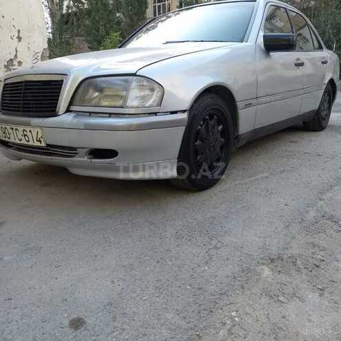 Mercedes C 220 1995, 330,445 km - 2.2 l - Sumqayıt