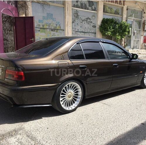 BMW 540 1998, 272,000 km - 4.4 l - Bakı