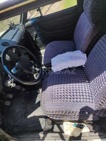 LADA (VAZ) 2106 1987, 300,000 km - 1.3 l - Salyan