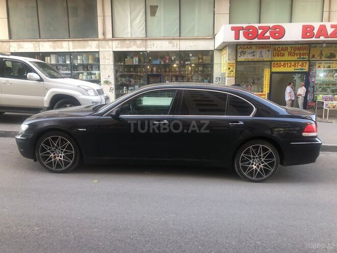 BMW 745 2002, 182,800 km - 4.4 l - Xırdalan