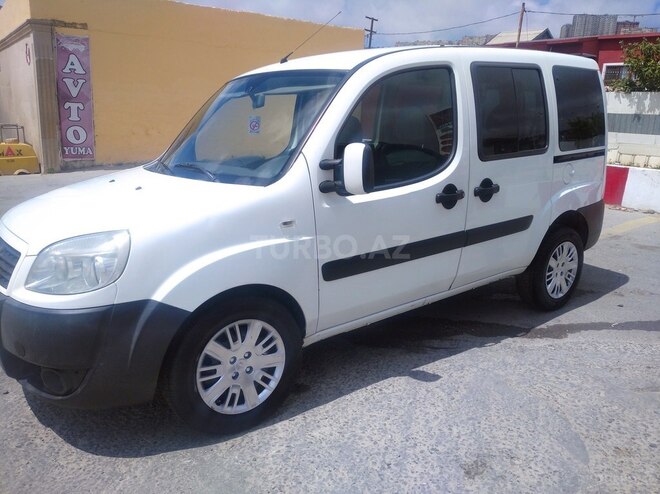 Fiat Doblo 2009, 318,000 km - 1.4 л - Bakı