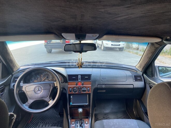 Mercedes C 200 1996, 250,000 km - 2.0 л - Bakı