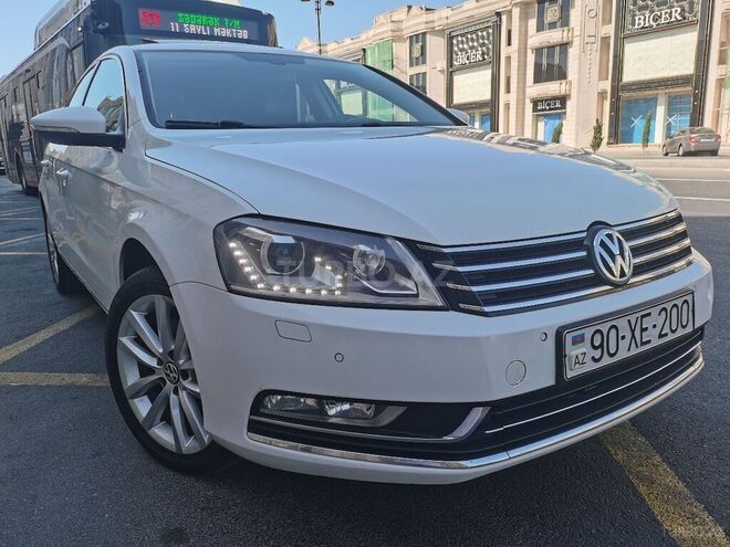 Volkswagen Passat 2011, 198,000 km - 1.8 l - Bakı