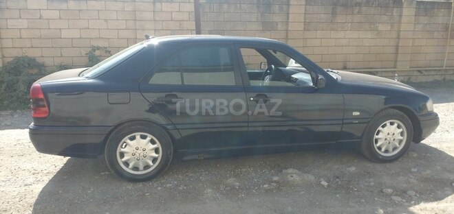 Mercedes C 200 1995, 19,700 km - 2.0 l - Masallı