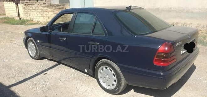 Mercedes C 200 1995, 19,700 km - 2.0 l - Masallı